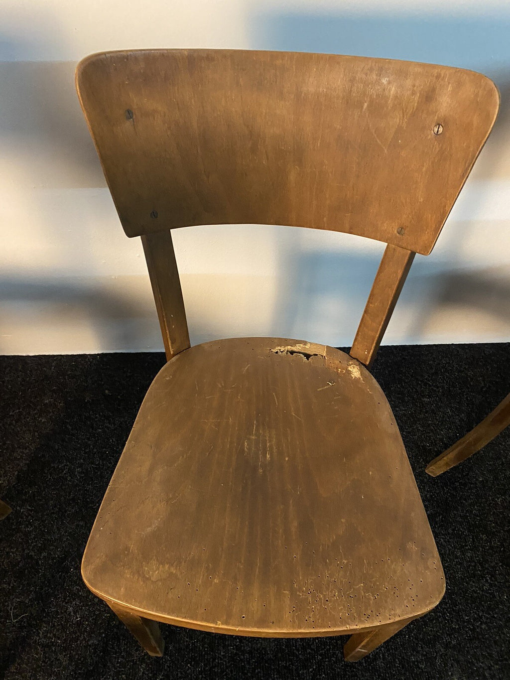 1 von 2 Original Thonet Kaffeehaus Frankfurter Stuhl Bauhaus beschädigt