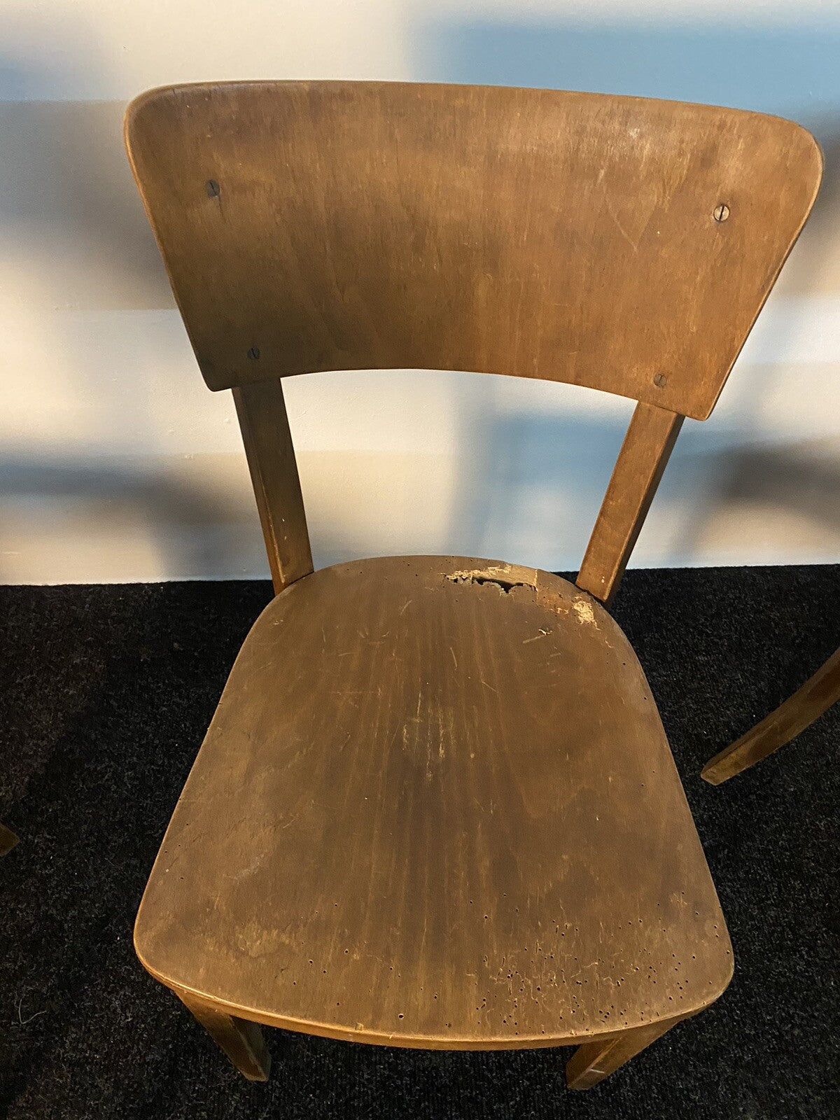 1 von 2 Original Thonet Kaffeehaus Frankfurter Stuhl Bauhaus beschädigt