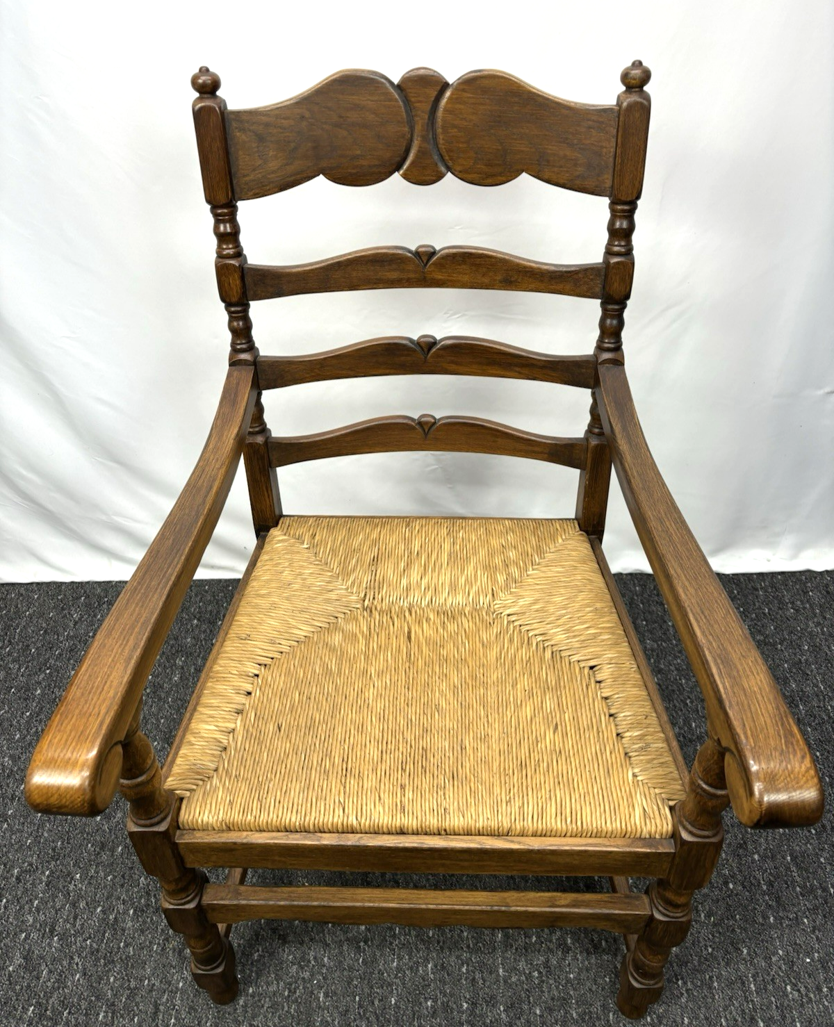 Castle Furniture Armlehnstuhl – Massivholz, Landhausstil, Geflochtene Sitzfläche