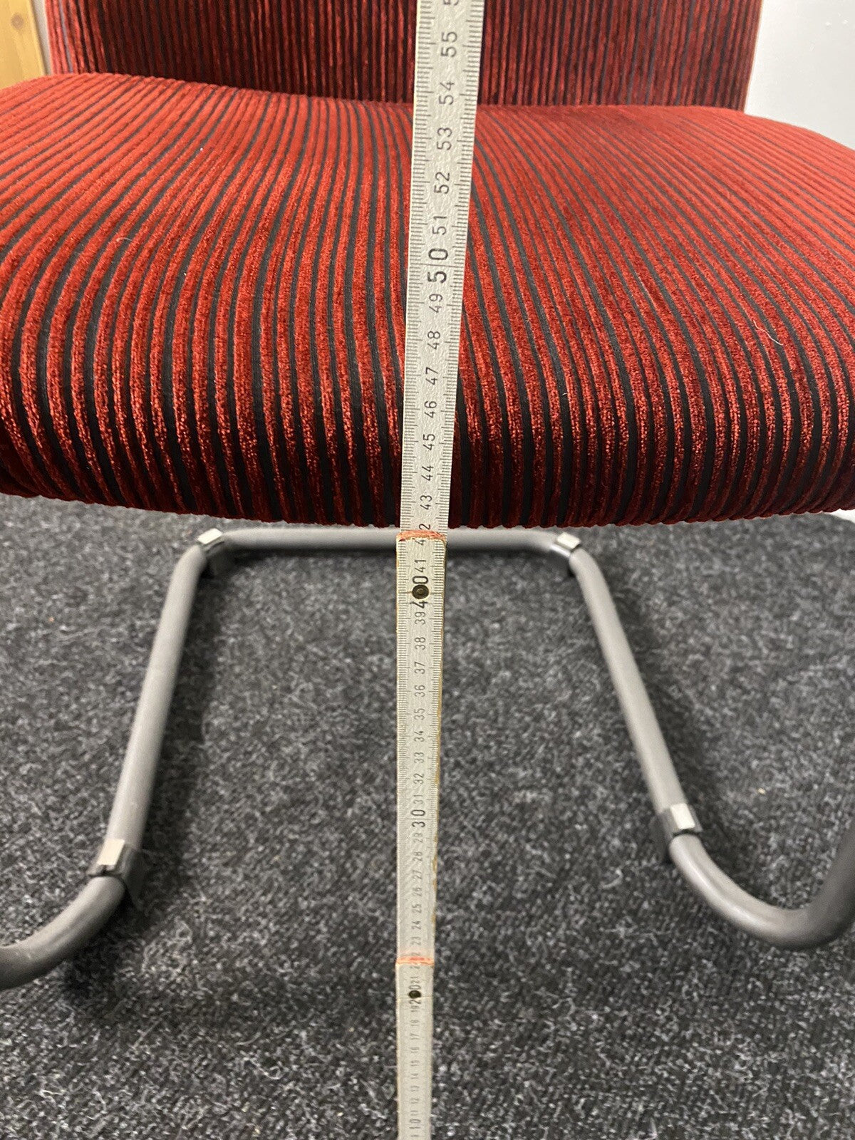 1 von 4 Armlehnstuhl Stahlrohrgestell Freischwinger Polsterstoff Bauhaus Vintage