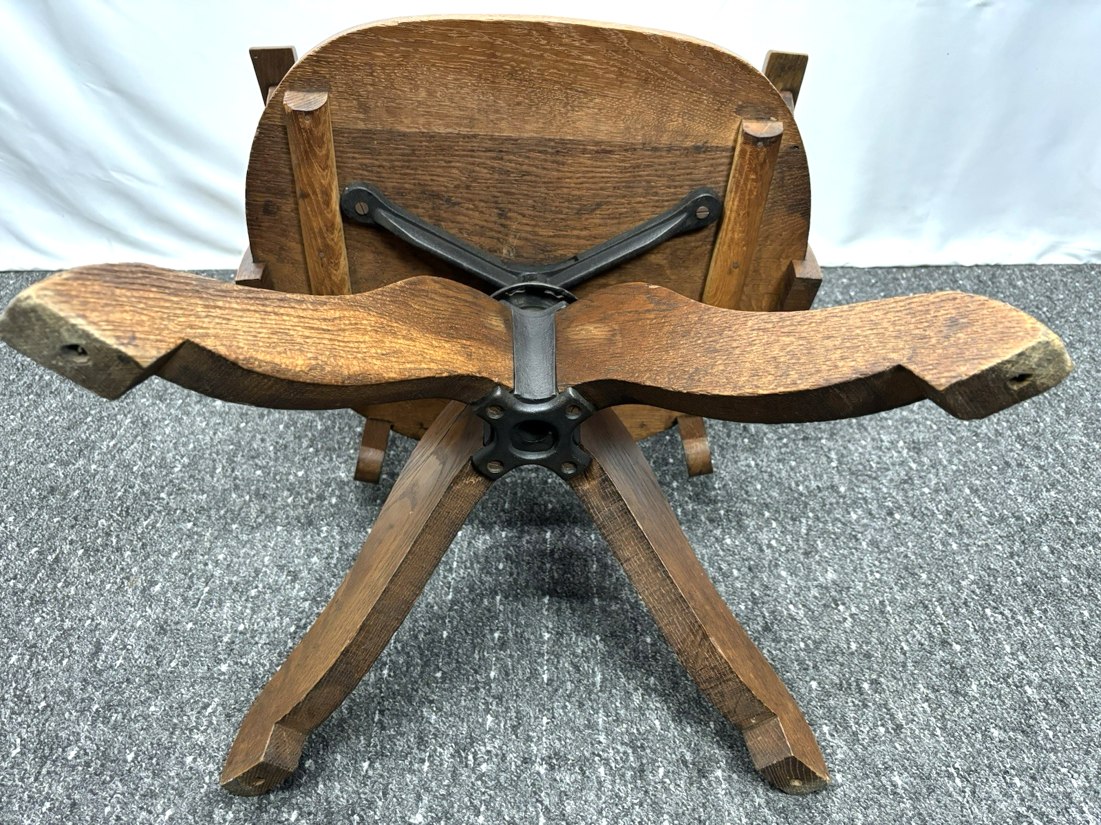 Antiker Direktionsstuhl Art Déco Massivholz Armlehnen Bürostuhl 1930er Drehbar