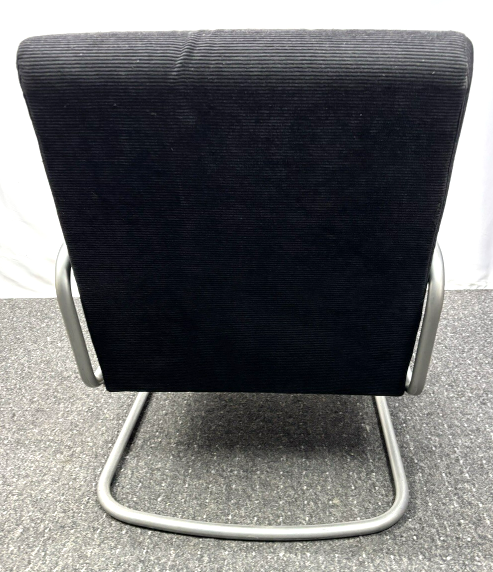 1 von 2 Sessel Bauhaus Stahlrohr Stoffbezug Freischwinger Fauteuil Thonet Gispen