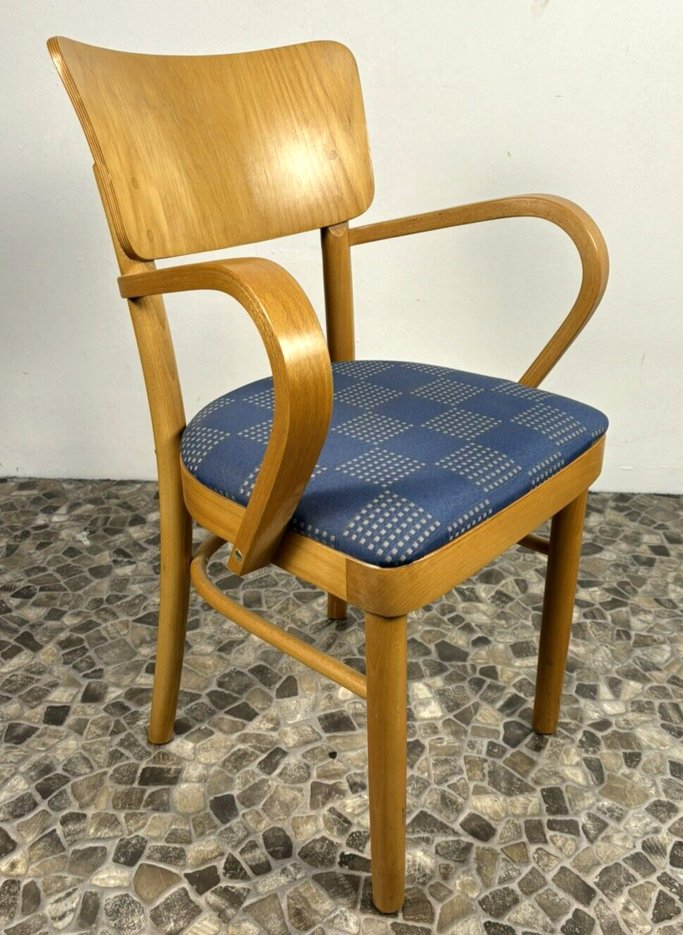 1 von 11 Fameg (ehem Thonet) Armlehnstuhl  Sessel Massiv Bauhaus ArtDeco Vintage