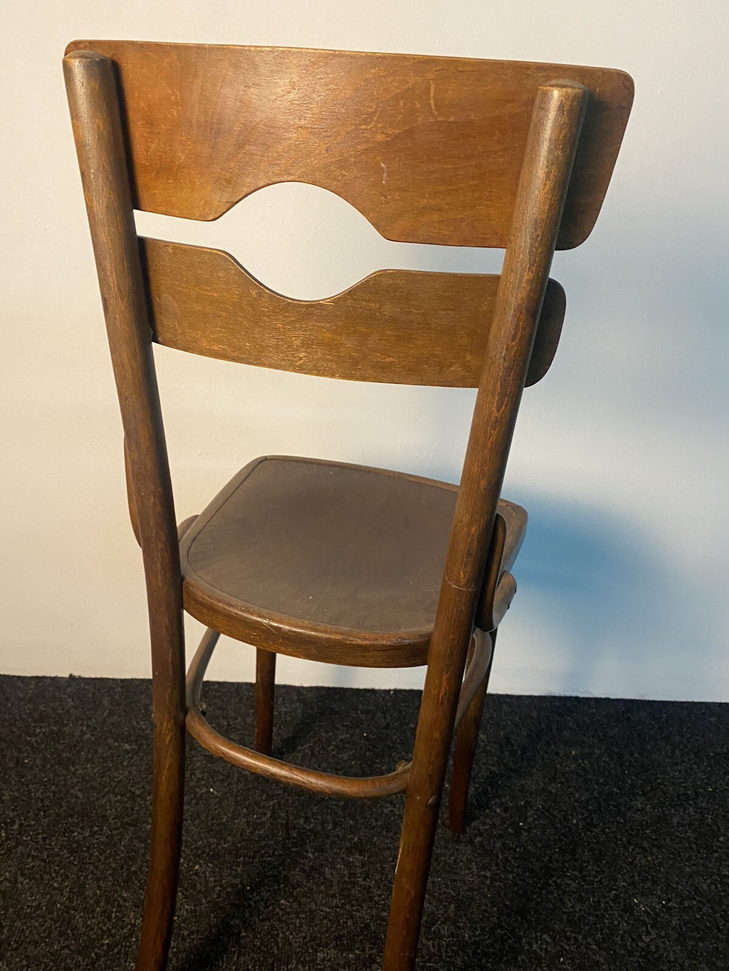 J&J John Holz Barhocker Hochstuhl Kassiererstuhl Antik
