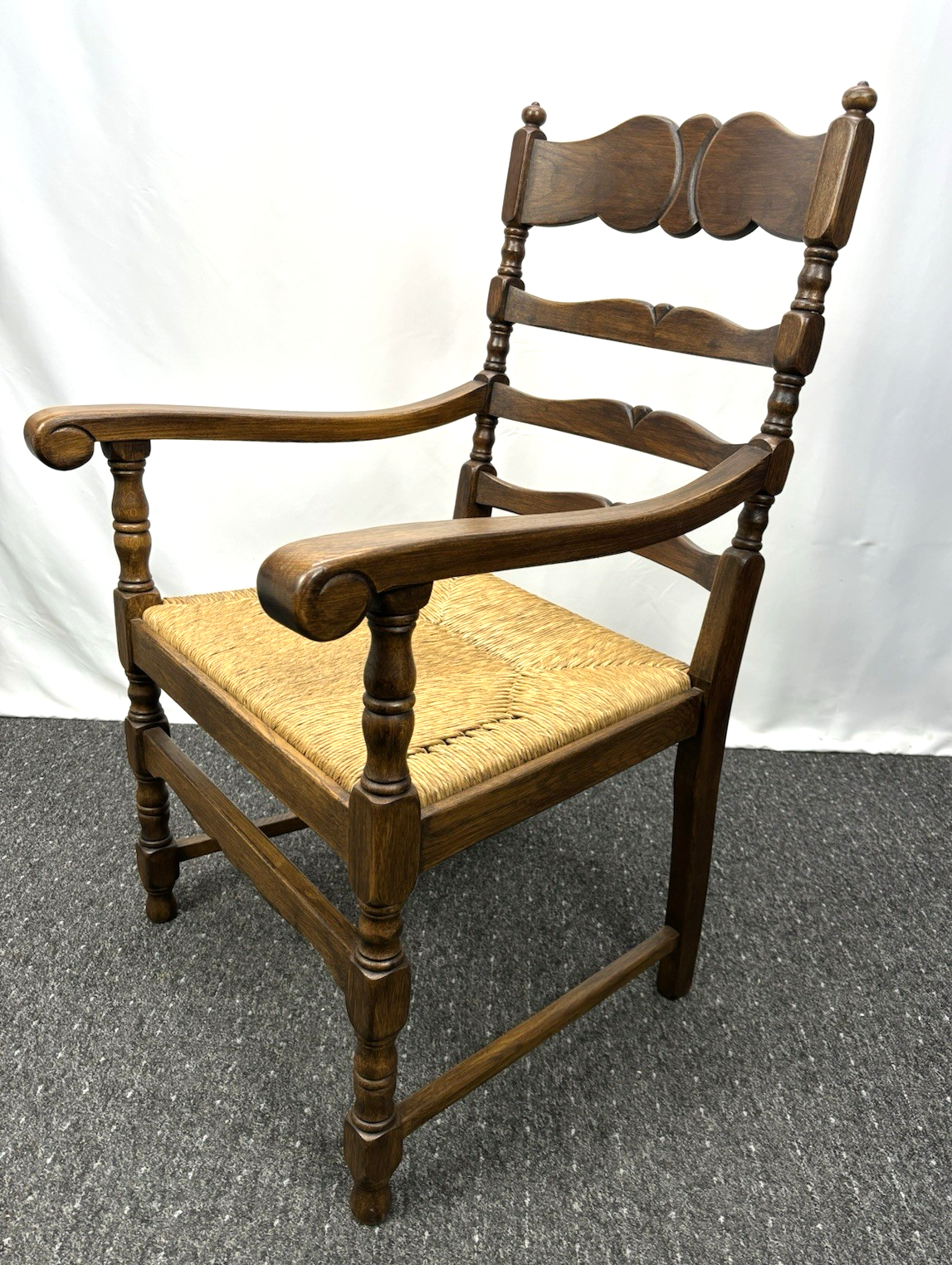 Castle Furniture Armlehnstuhl – Massivholz, Landhausstil, Geflochtene Sitzfläche