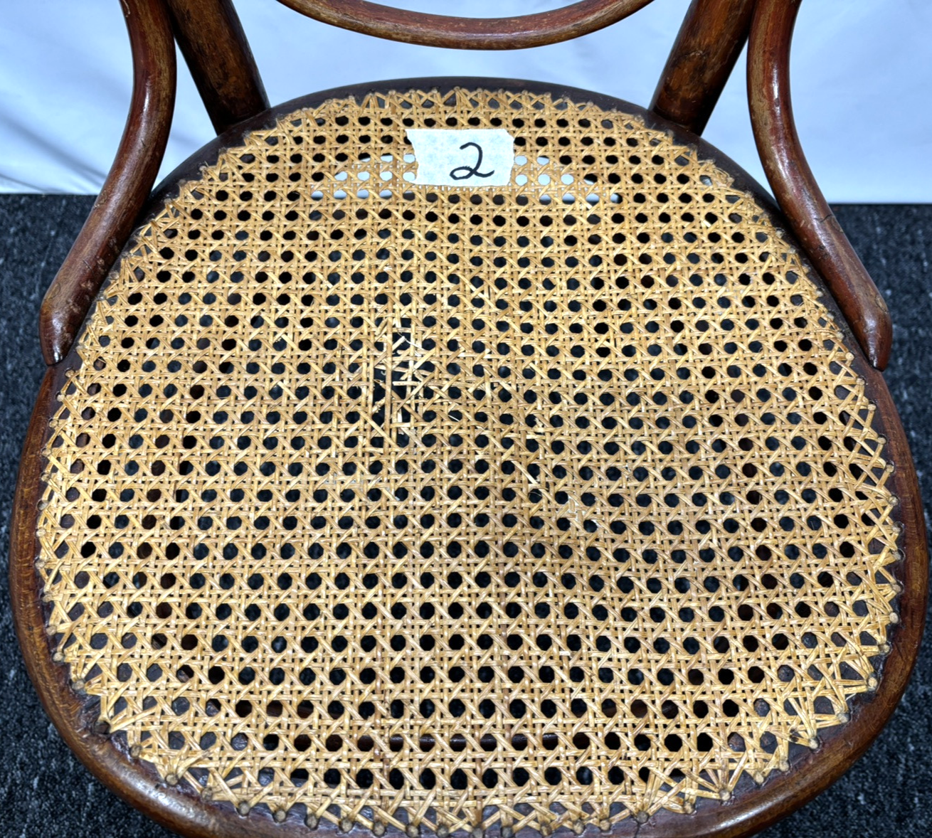 1 von 2 ORIGINAL THONET Nr. 1 ab 1850 Kaffeehausstuhl Sammlung Museum  Antik