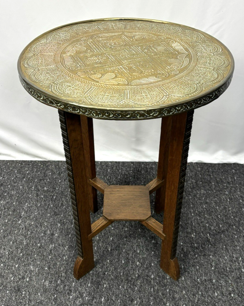 Orientalischer Beistelltisch Holz rund Handarbeit antik marokkanisch Art Deco