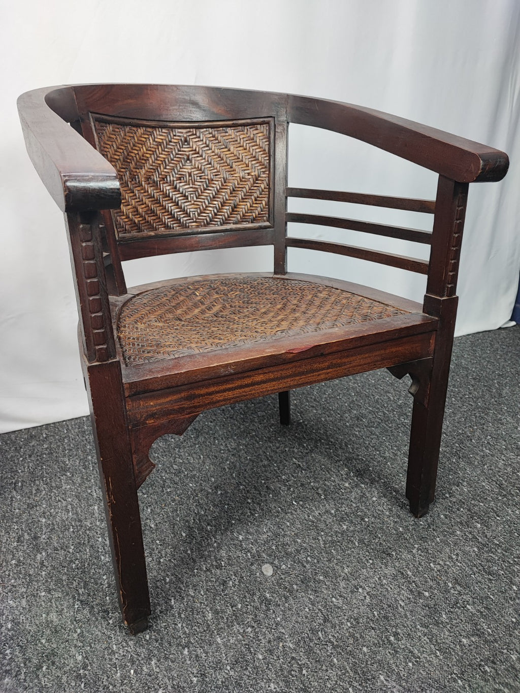 Kolonialstil Armlehnstuhl Massivholz Rattan Sessel Korbstuhl Wohnzimmer Braun