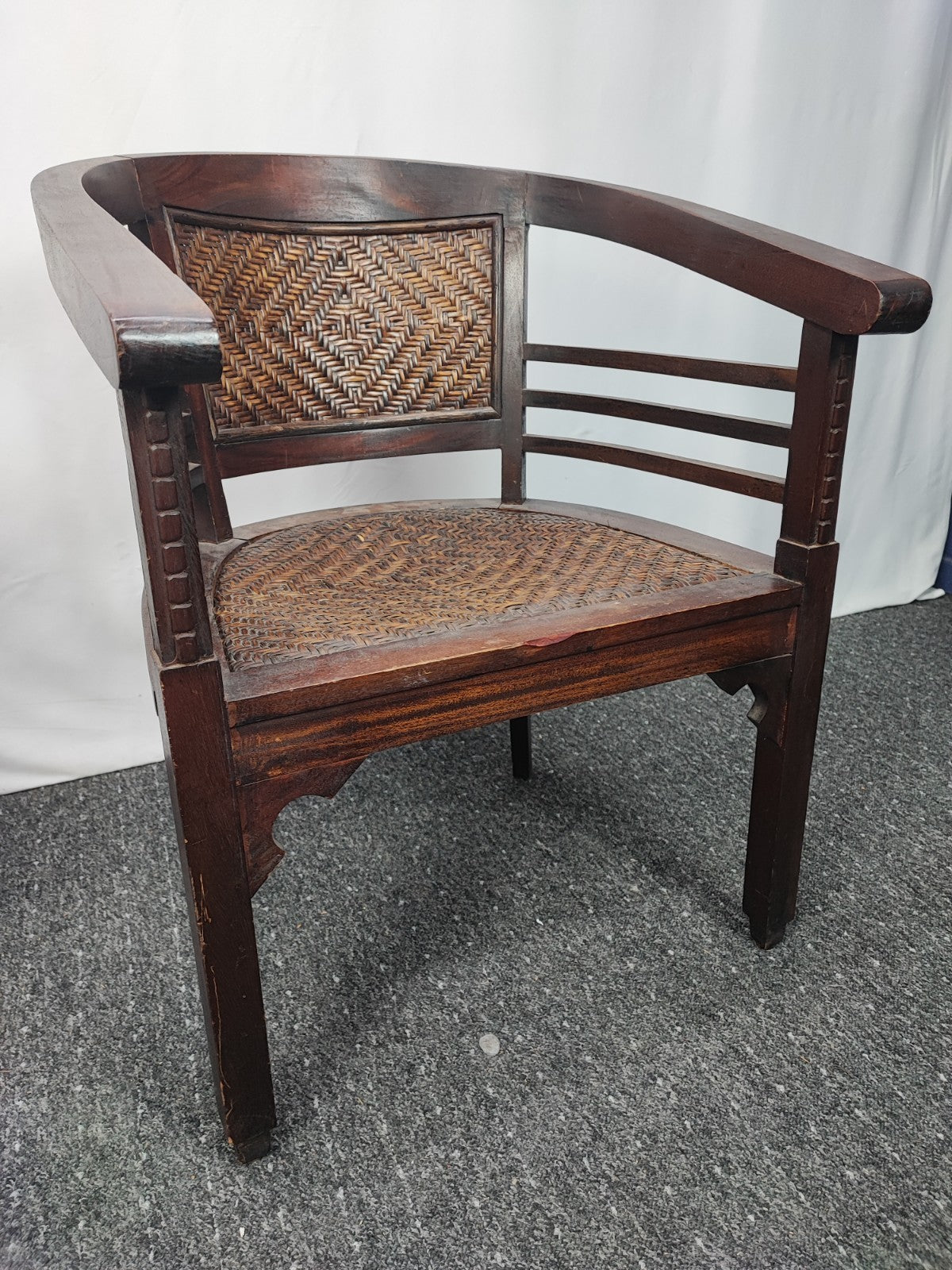 Kolonialstil Armlehnstuhl Massivholz Rattan Sessel Korbstuhl Wohnzimmer Braun