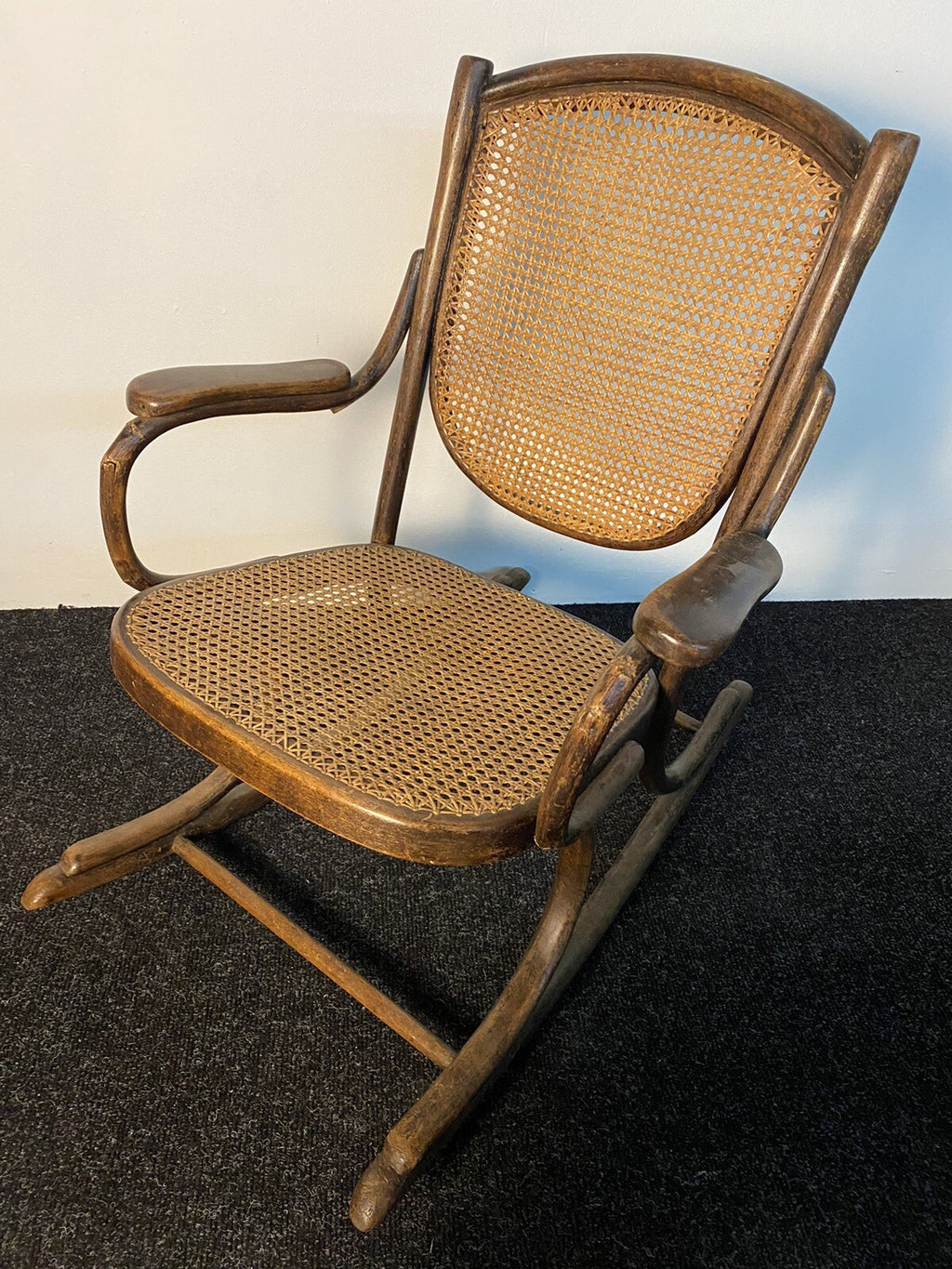 Thonet Schaukelstuhl Bugholz Wiener Geflecht Vintage Original Bentwood Antik