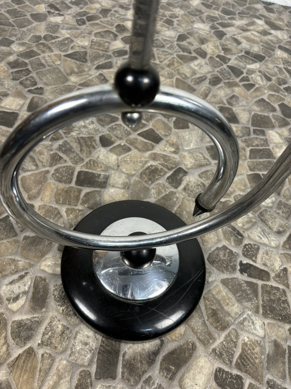 Rauchertisch Beistelltisch Stand Aschenbecher Stahlrohr Bauhaus Bakelit Chrom