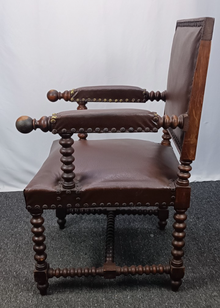 Gründerzeit Armlehnstuhl 1880-1900 Historismus Leder Spulenbeine Original