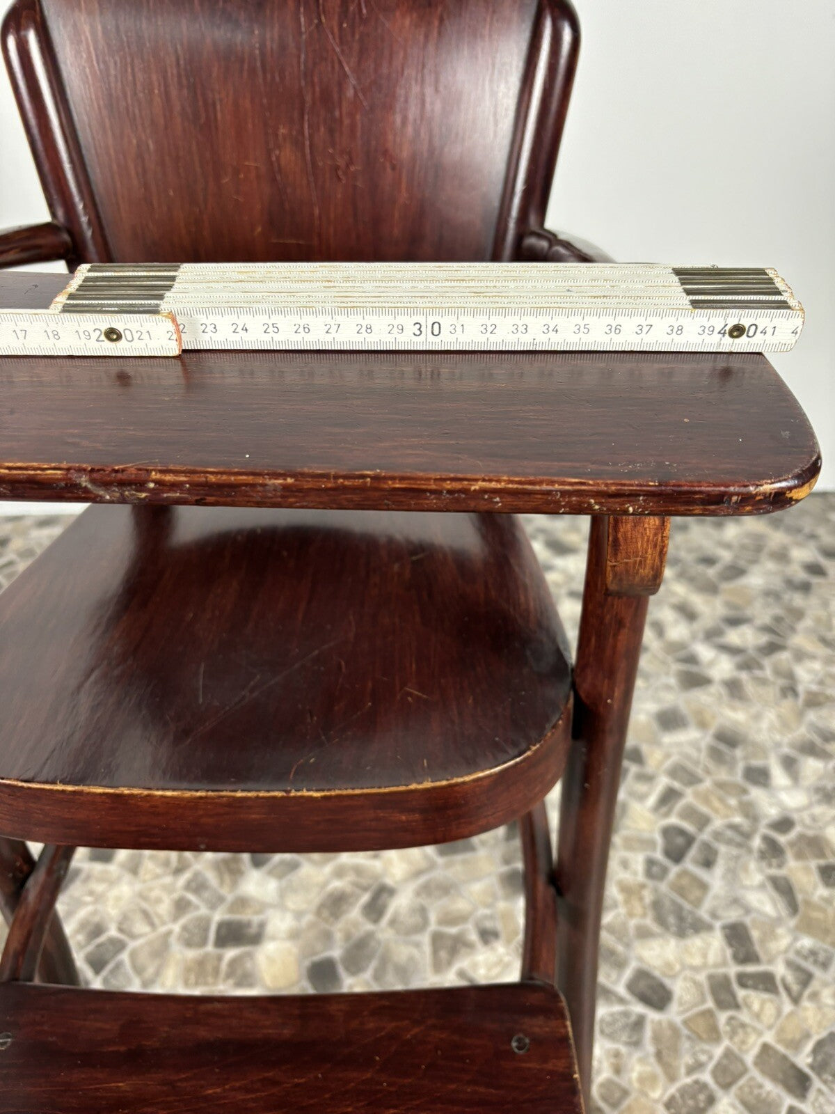 Original Thonet Kinderstuhl Hochstuhl mit abnehmbaren Tisch Mahagoni Art Deco