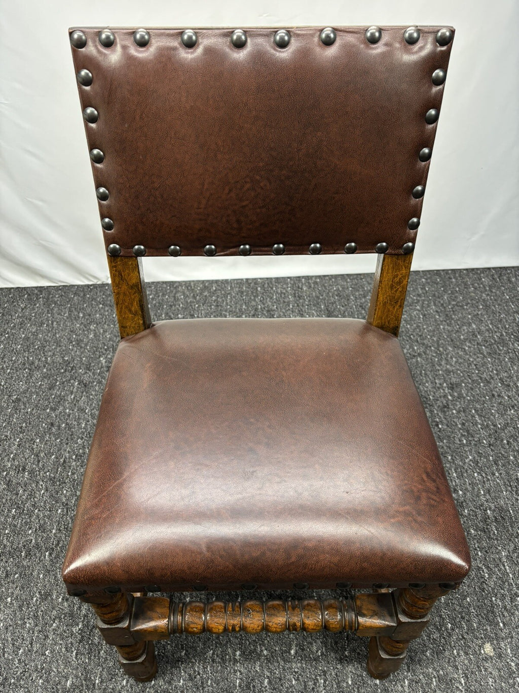 1 von 4 Lederstuhl Esszimmer Art Deco Vintage Massivholz gut gepolstert Büro