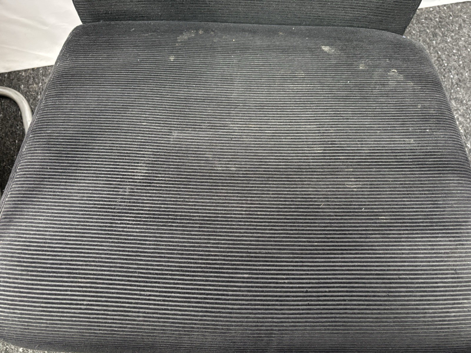 1 von 2 Sessel Bauhaus Stahlrohr Stoffbezug Freischwinger Fauteuil Thonet Gispen