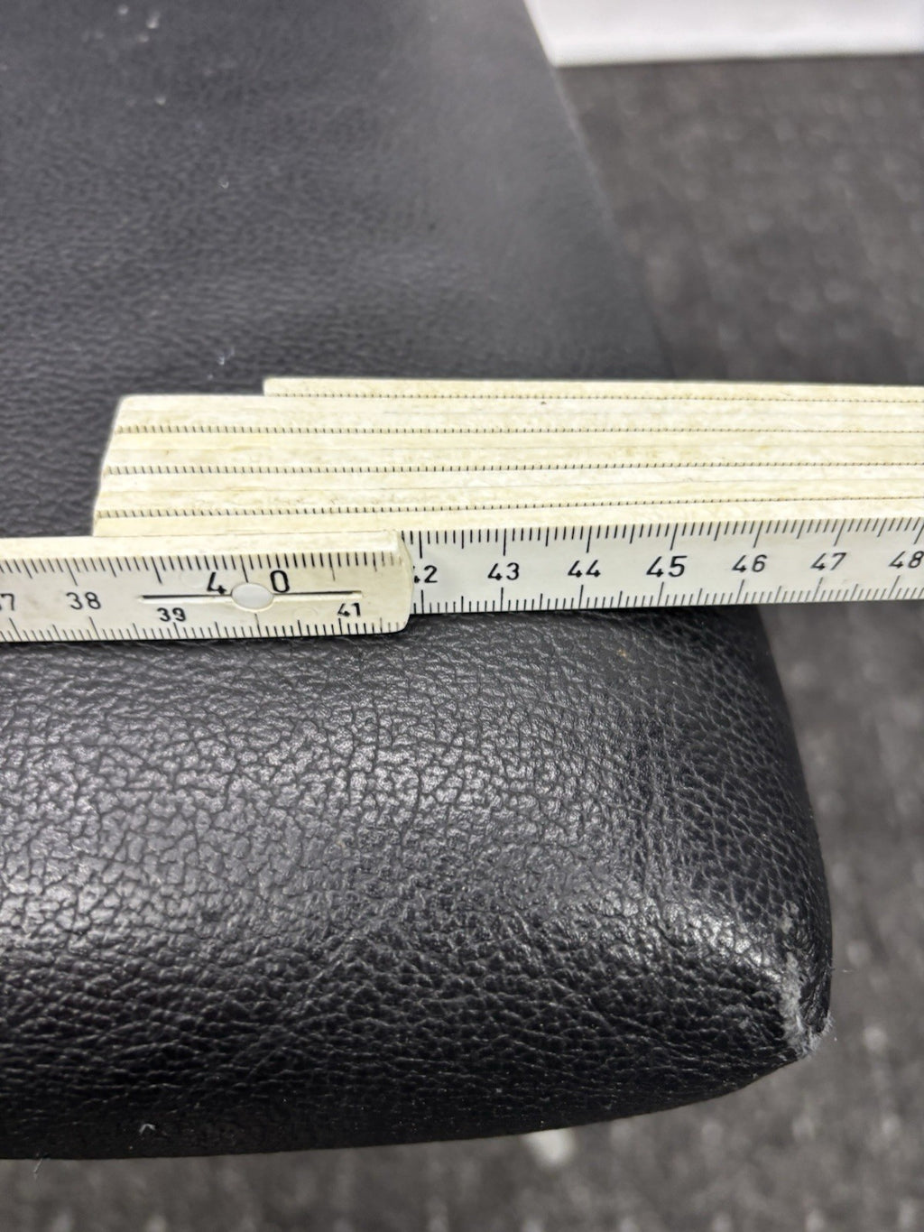 1 von 2 Hochlehner Esszimmer Stuhl Leder Vintage Stahlrohr schwarz Effezeta