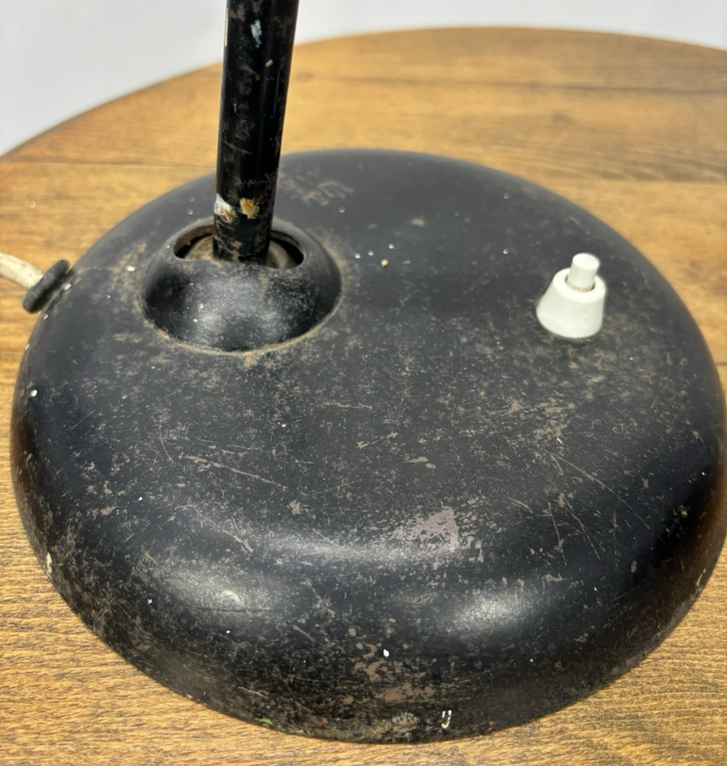 Antike Schreibtischlampe ORIGINAL Kaiser-Idell Eisen Schwarz Bauhaus
