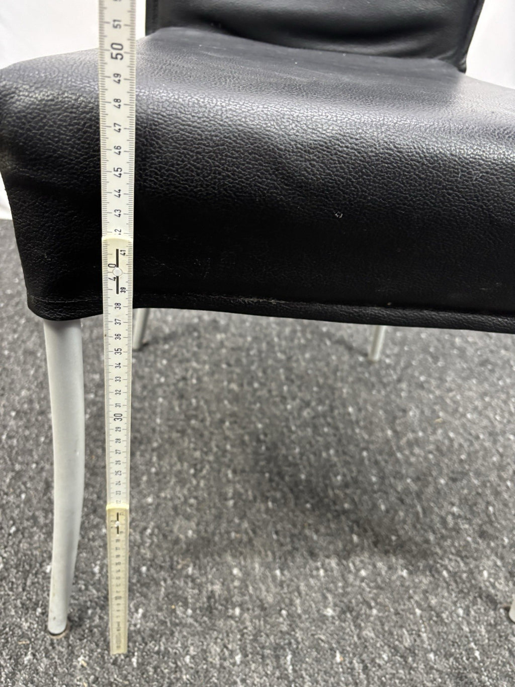 1 von 2 Hochlehner Esszimmer Stuhl Leder Vintage Stahlrohr schwarz Effezeta