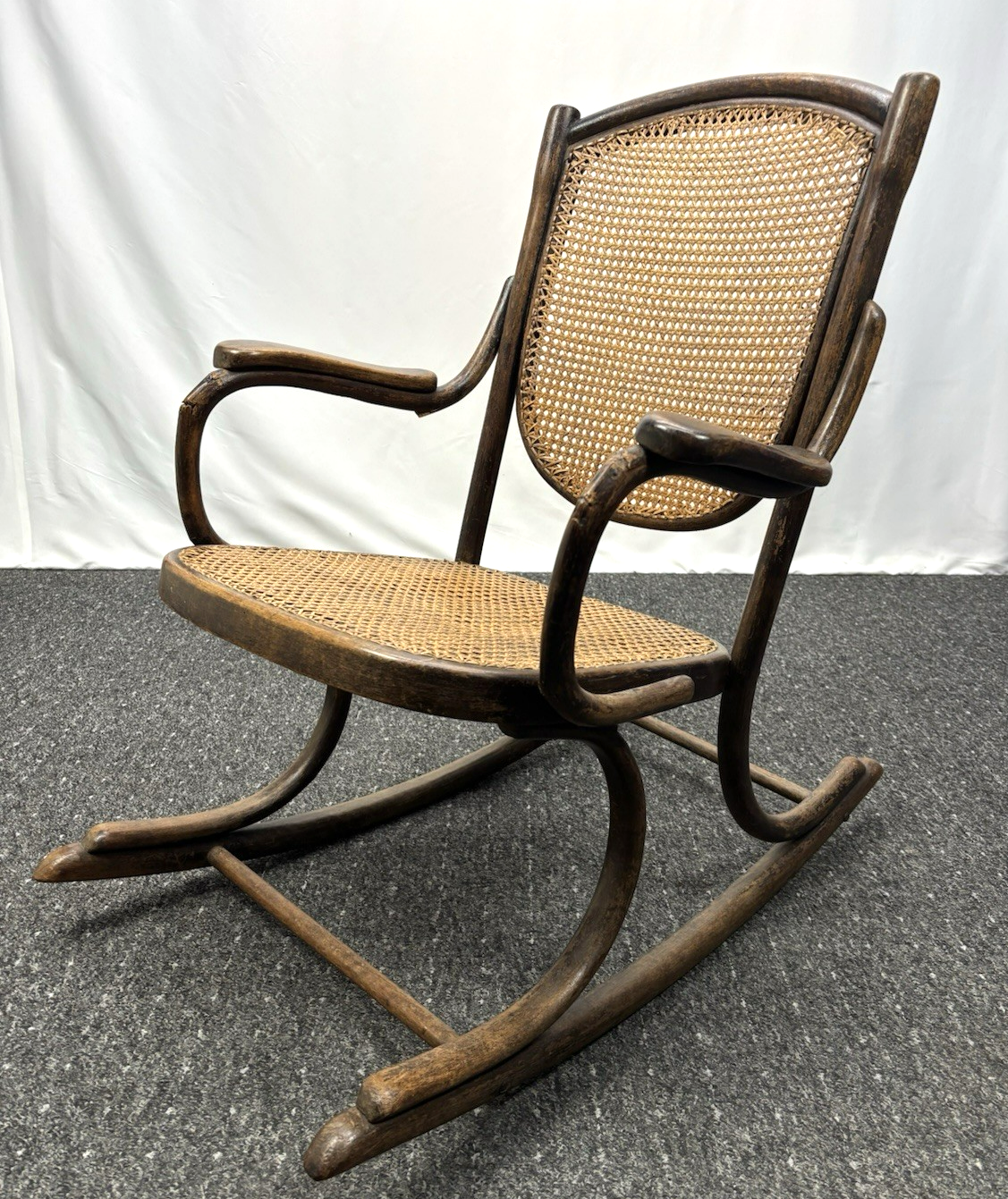 Thonet Schaukelstuhl Bugholz Wiener Geflecht Vintage Original Bentwood Antik