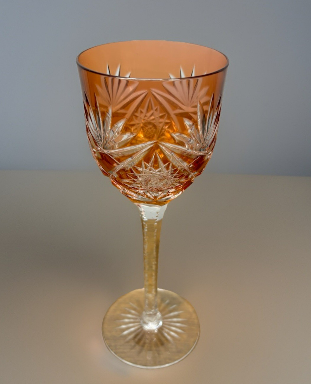 Römer Kristall Glas Weinglas orange Stil Baccarat um 1916 Vintage