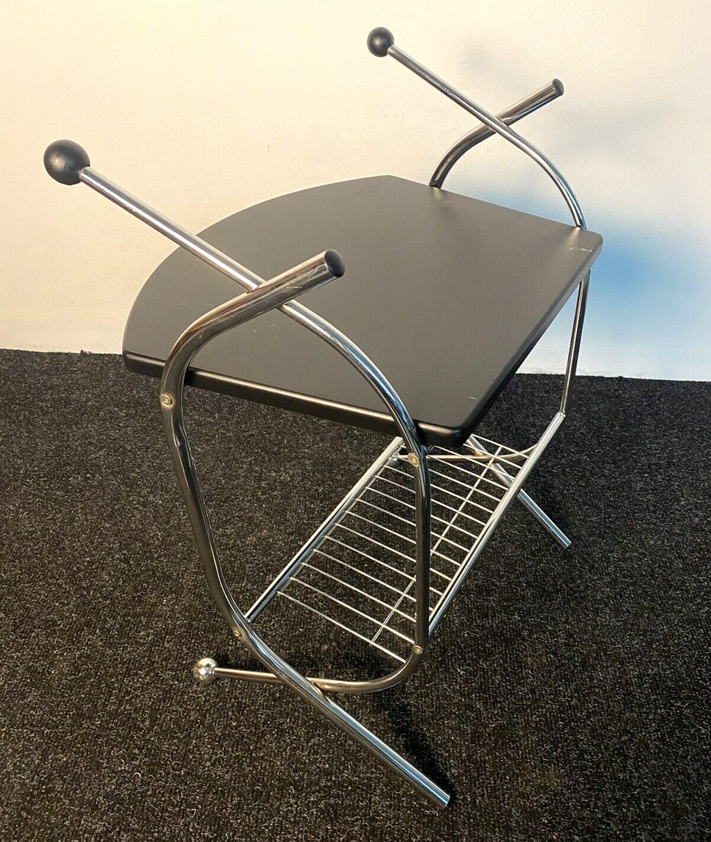 Beistelltisch Zeitungstisch Stahlrohr Chrom/ Schwarz Bauhaus
