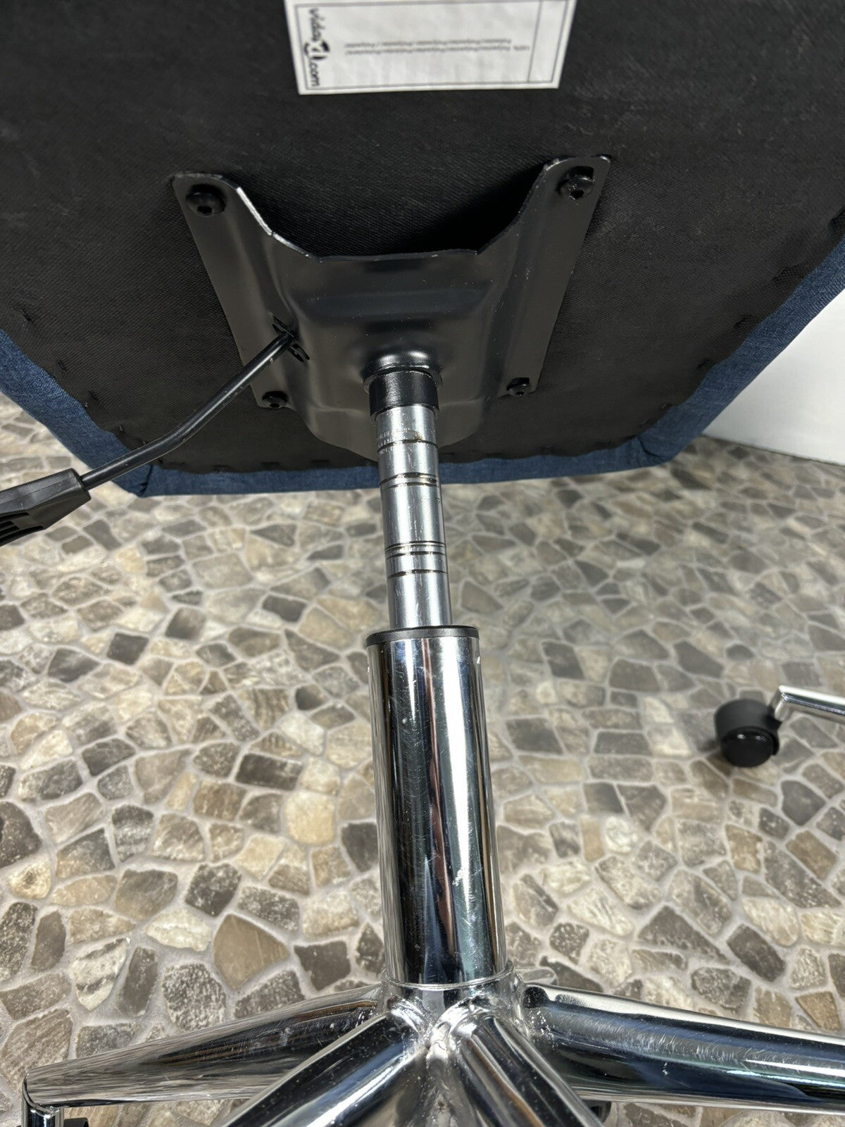 1 von 2 Büro/ Esszimmer Drehstuhl Höhenverstellbar Vintage Blue Fabric