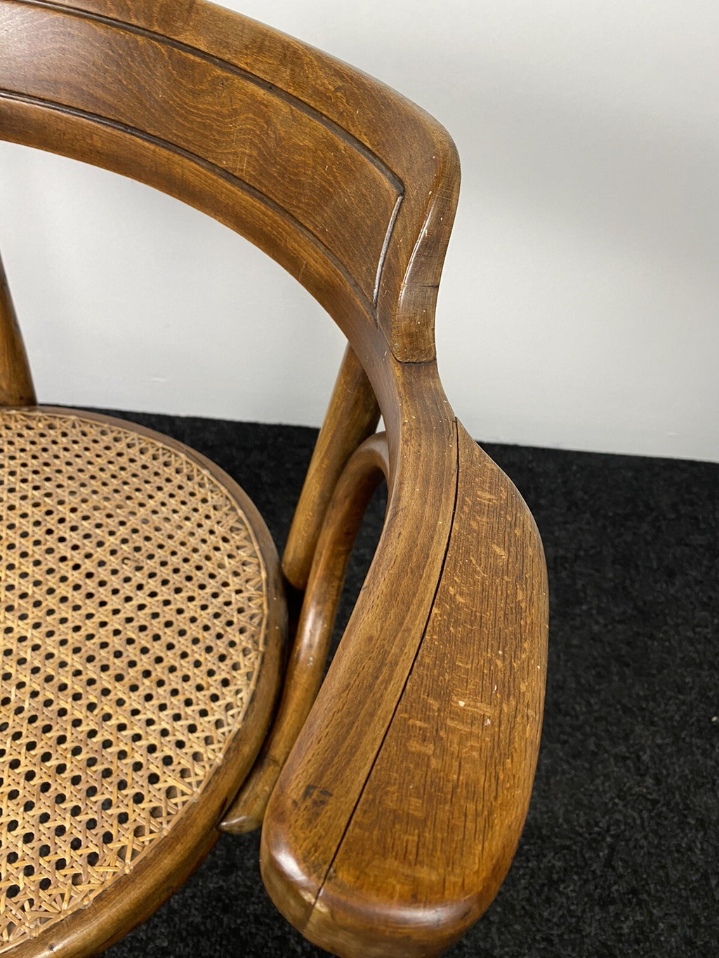 Armlehnstuhl Fischel im Thonet Stil Wiener Geflecht ArtDeco