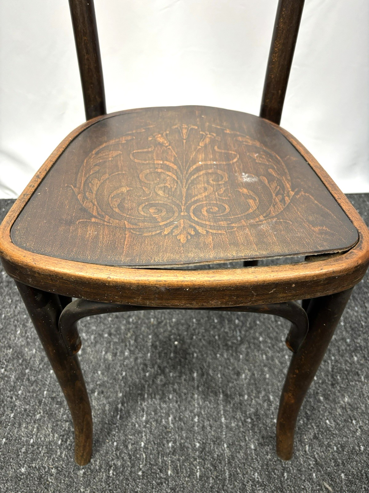 1 von 5 Mundus (ehem. Thonet) für Bastler Kaffeehausstuhl  Prägesitz Art Deco