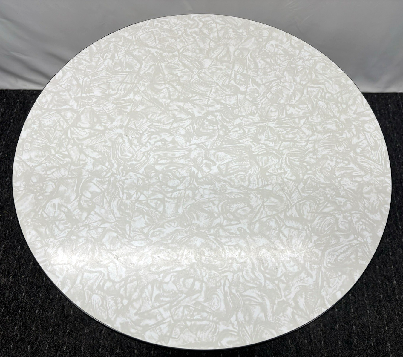 Beistelltisch Stahlrohr Schlaufenfuß Stil Marcel Breuer Art Deco Bauhaus Rund