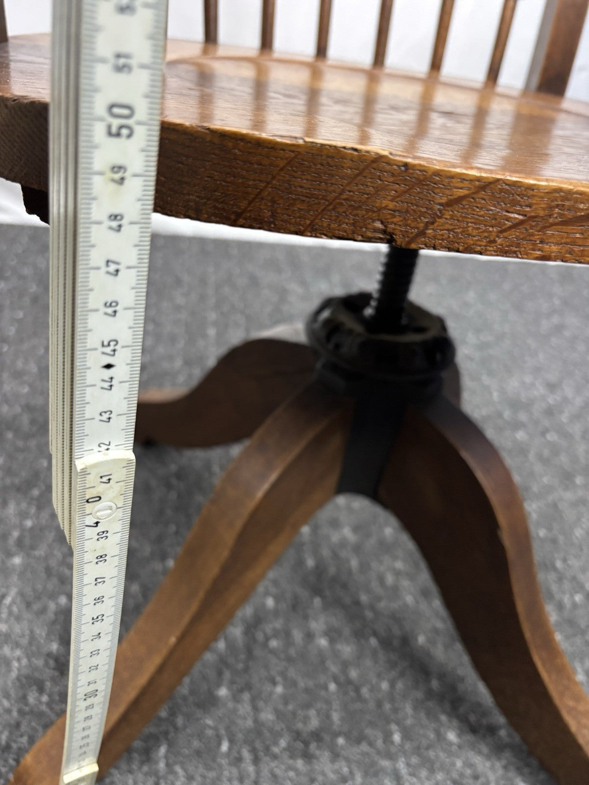 Antiker Direktionsstuhl Art Déco Massivholz Armlehnen Bürostuhl 1930er Drehbar