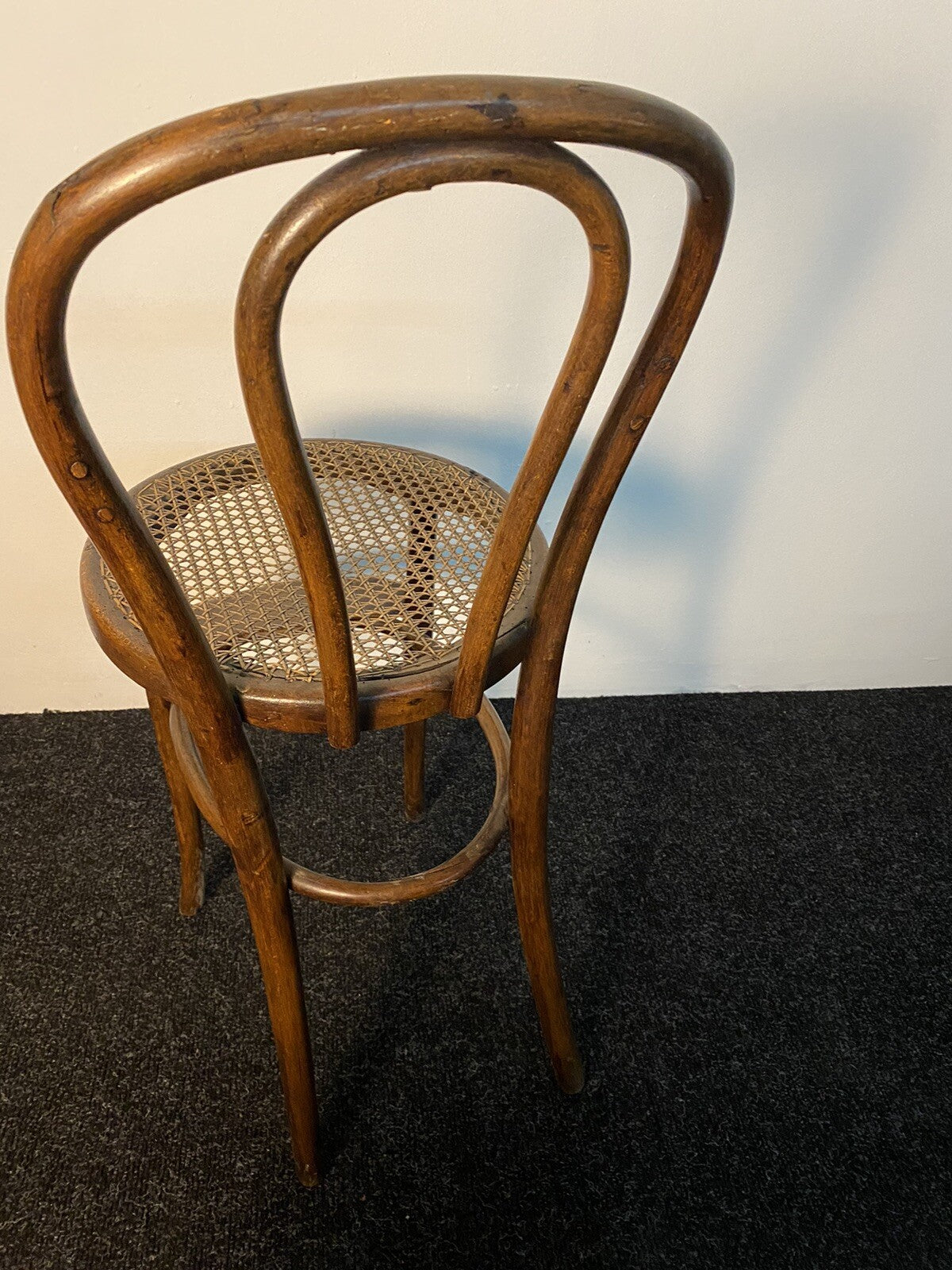 Original Josef Hofmann Kindersitz Hochstuhl Wiener Geflecht Kaffeehaus