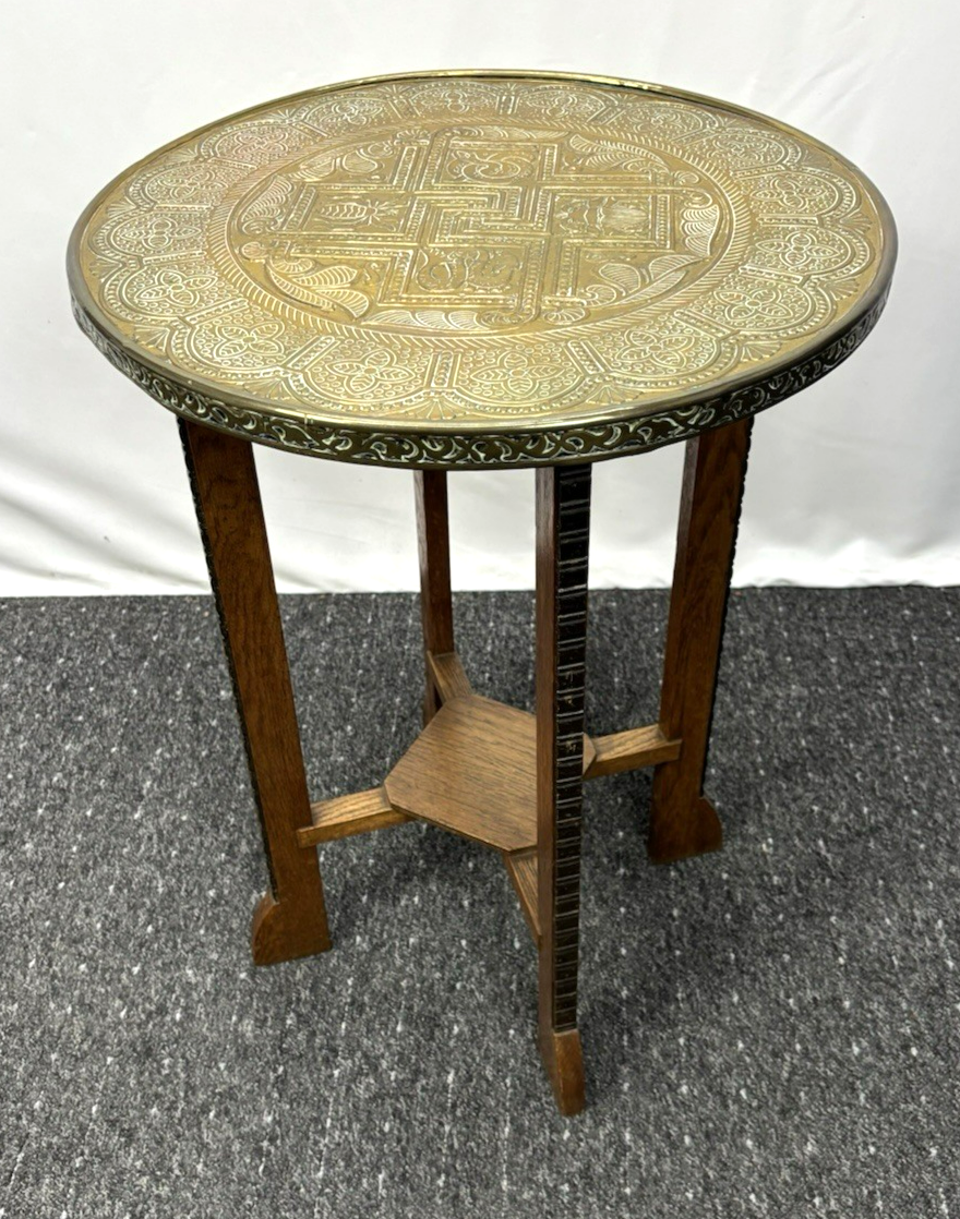 Orientalischer Beistelltisch Holz rund Handarbeit antik marokkanisch Art Deco