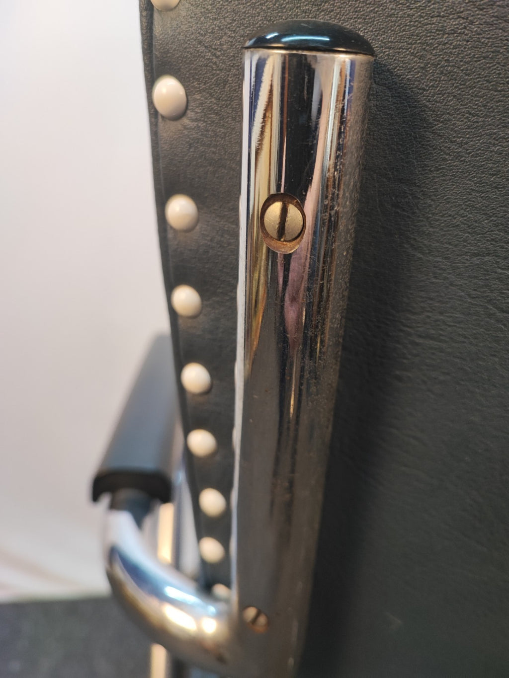 Bauhaus Freischwinger Stuhl 30er 40er Jahre Stahlrohr Chrom Vintage Armlehnen