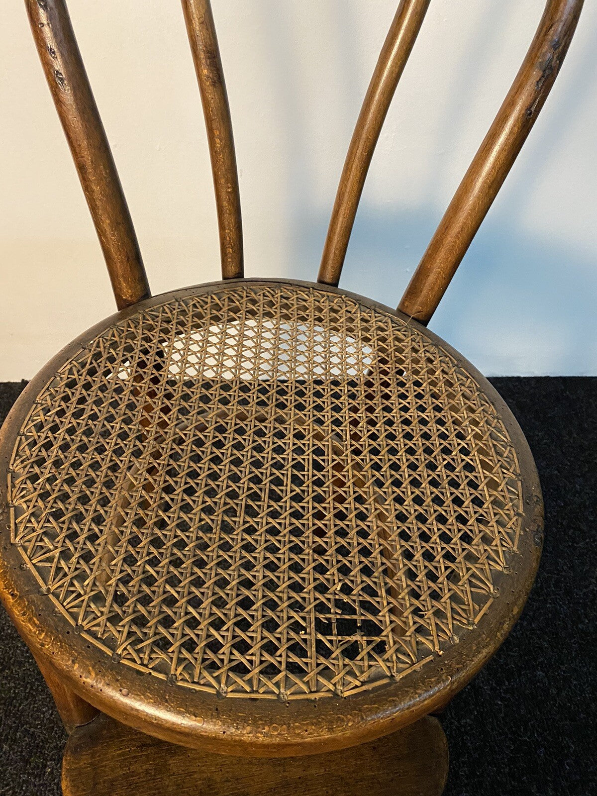 Original Josef Hofmann Kindersitz Hochstuhl Wiener Geflecht Kaffeehaus