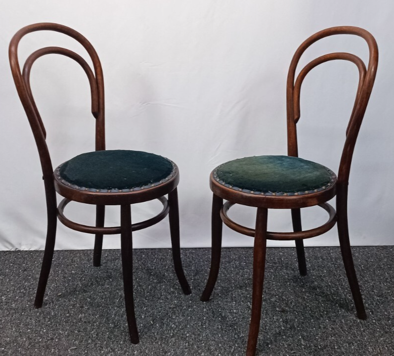 1 von 2 Stuhl im Stil Thonet Nr. 14 England Vintage Antik  Bugholz Manchester