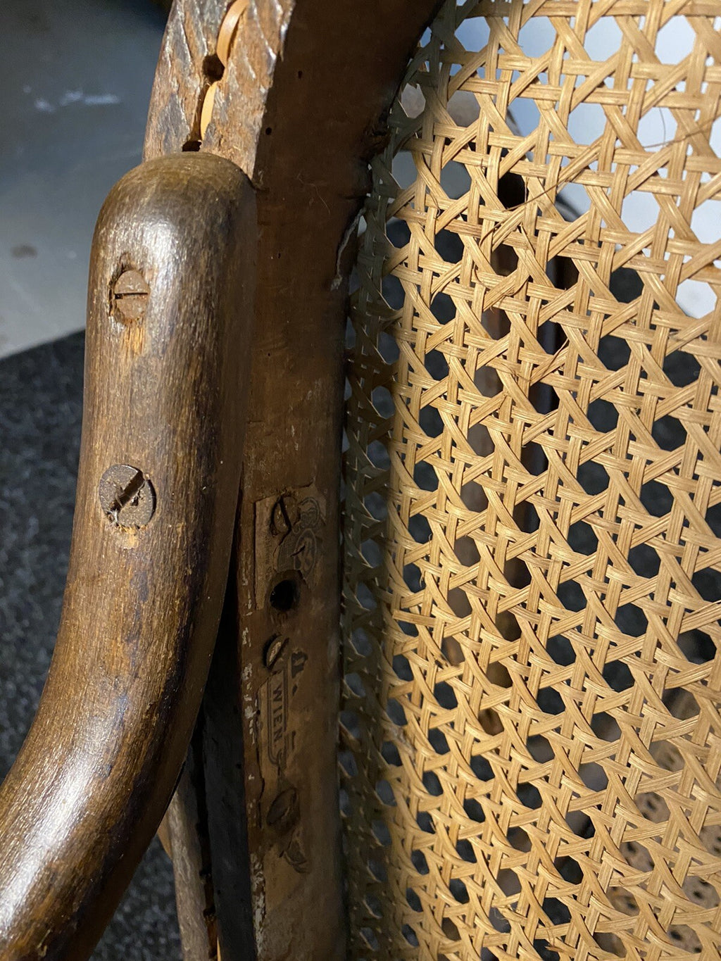 Thonet Schaukelstuhl Bugholz Wiener Geflecht Vintage Original Bentwood Antik