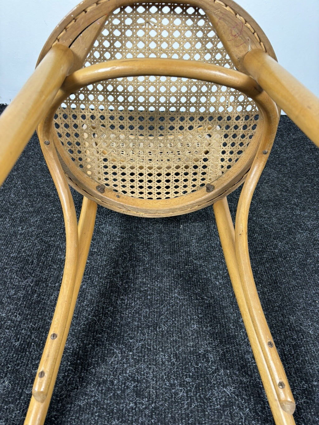 1 / 2 Kaffeehausstuhl ZPM Radomsko (Thonet Sessel Nr. 5) Bugholz Wiener Geflecht