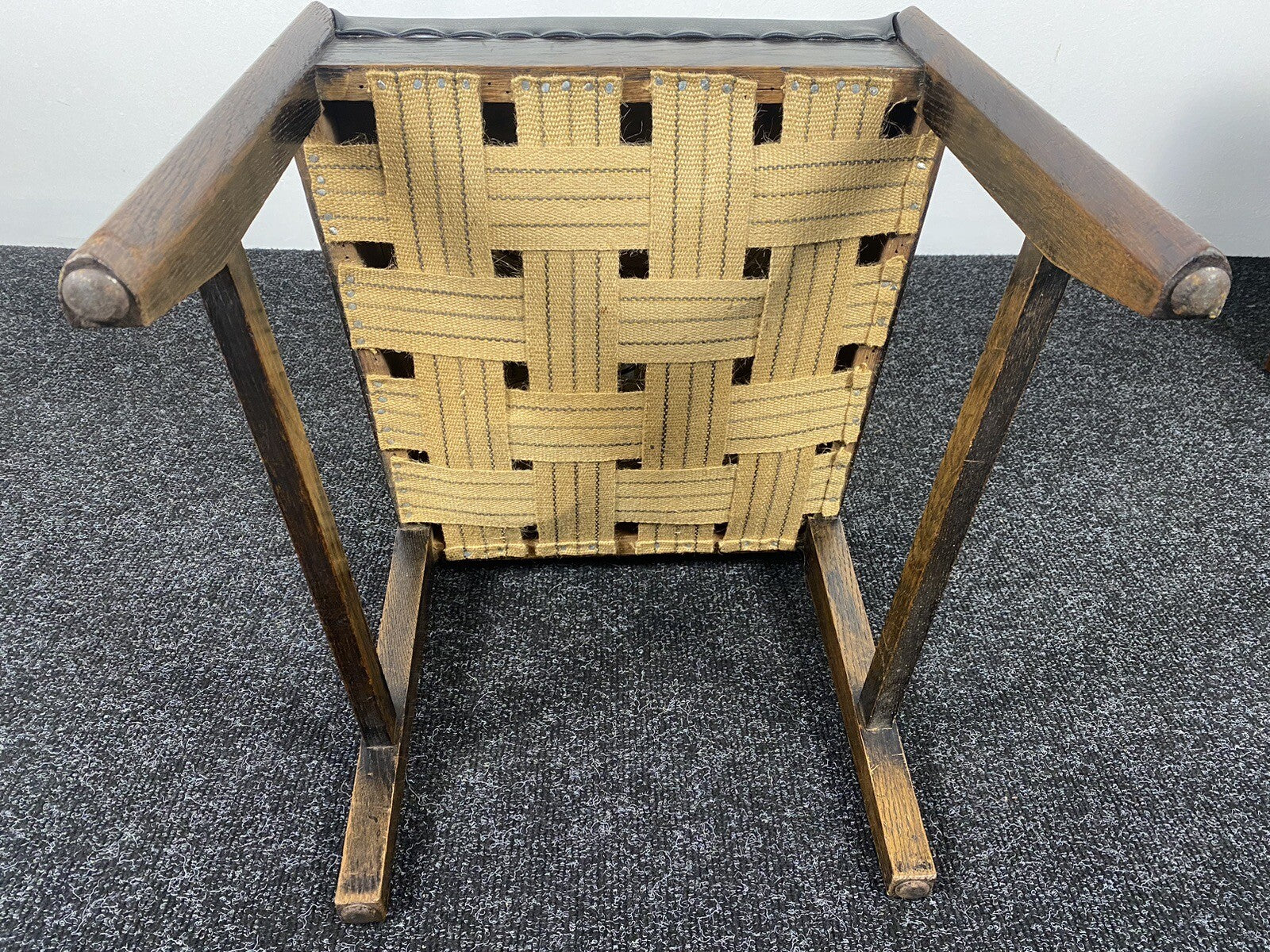 1 von 2  Esszimmerstuhl/ Küche ArtDeco Eiche Neu Gepolstert schwarz Vintage