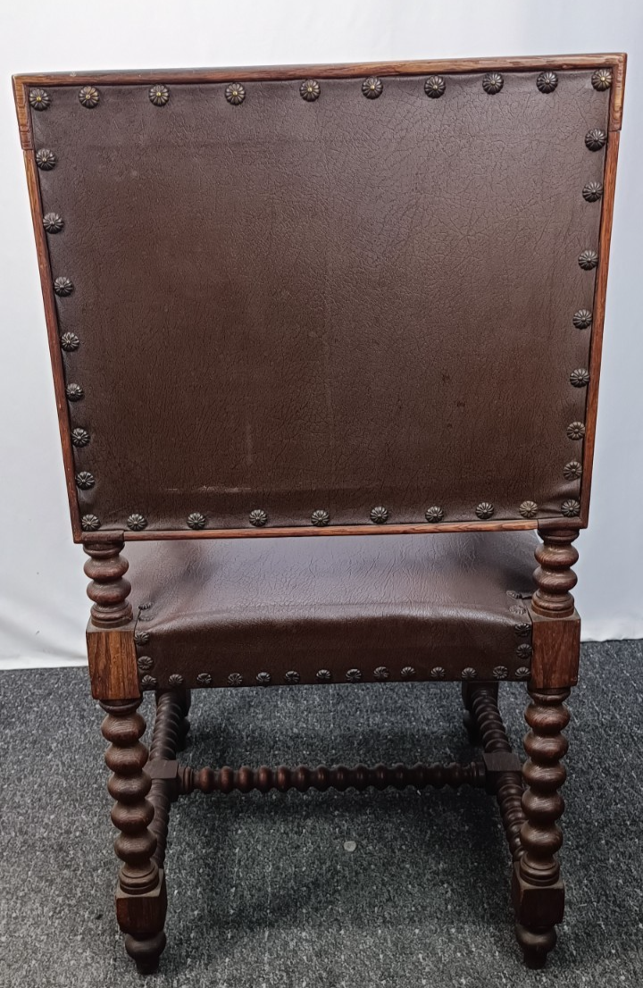 Gründerzeit Armlehnstuhl 1880-1900 Historismus Leder Spulenbeine Original