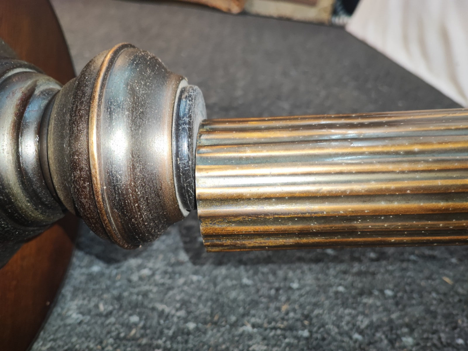 Vintage Guéridon Beistelltisch Säulentisch Holz Bronze Patina Historismus Antik