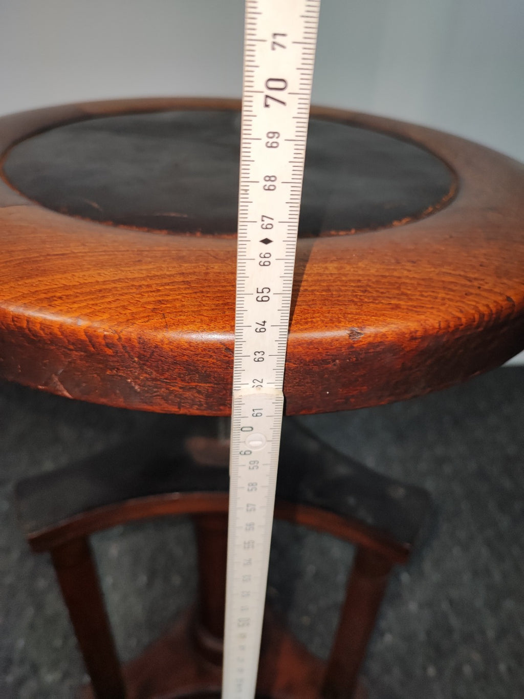 Klavierhocker Gründerzeit Drehhocker Massivholz höhenverstellbar Spindelhocker