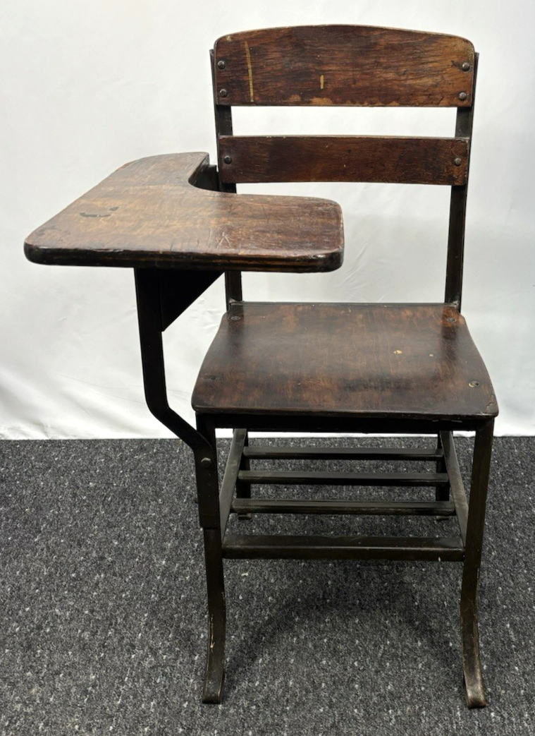 Universitäts- /Schulstuhl USA Desk Chair Massivholz Stahl Büro ca. 1930