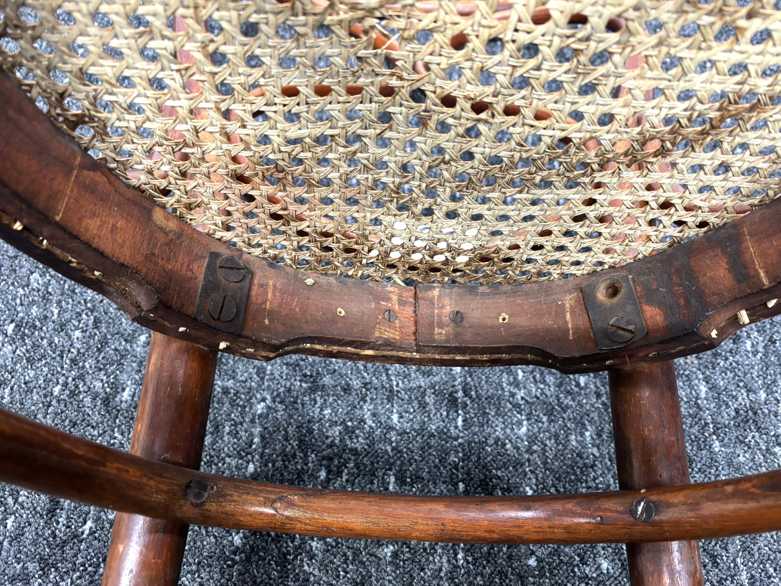1 von 2 ORIGINAL THONET Nr. 1 ab 1850 Kaffeehausstuhl Sammlung Museum  Antik