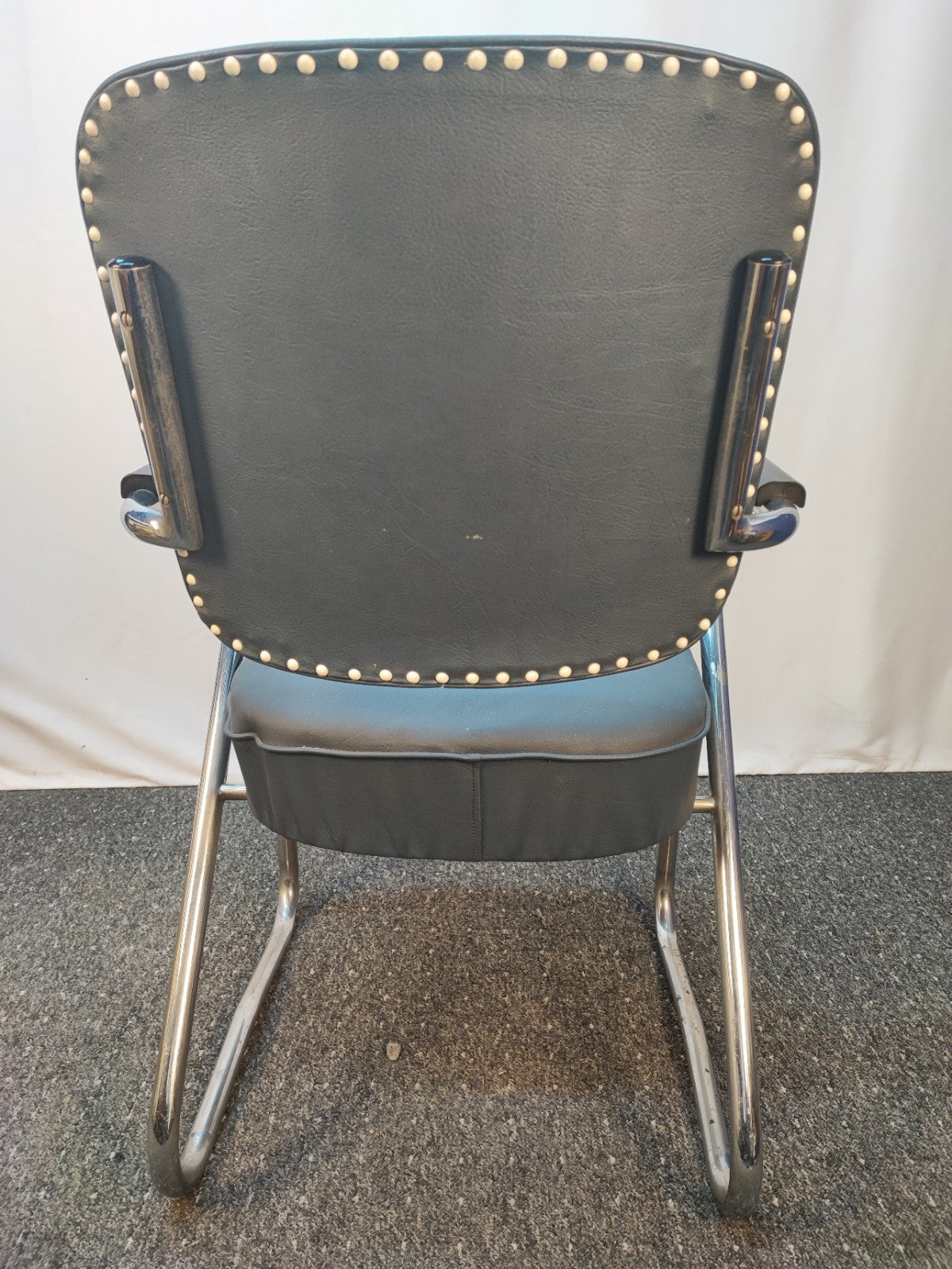 Bauhaus Freischwinger Stuhl 30er 40er Jahre Stahlrohr Chrom Vintage Armlehnen