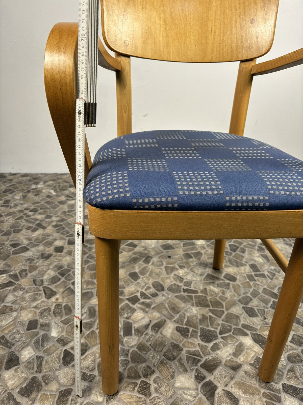 1 von 11 Fameg (ehem Thonet) Armlehnstuhl  Sessel Massiv Bauhaus ArtDeco Vintage