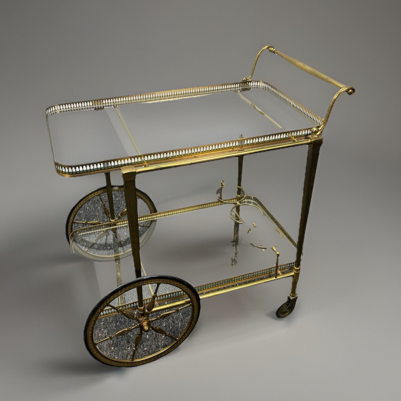 Teewagen Servierwagen Barwagen Messing auf Rollen Art Deco Bauhaus Vintage