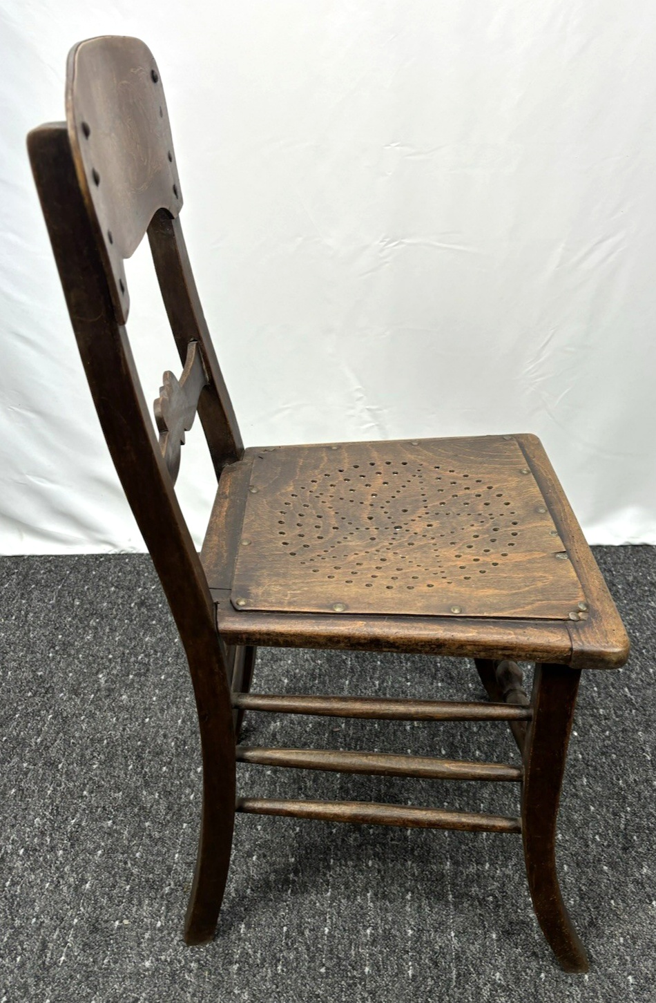 Bistrostuhl Kaffeehaus Prägesitz/ Lehne Massivholz Art Deco Antik