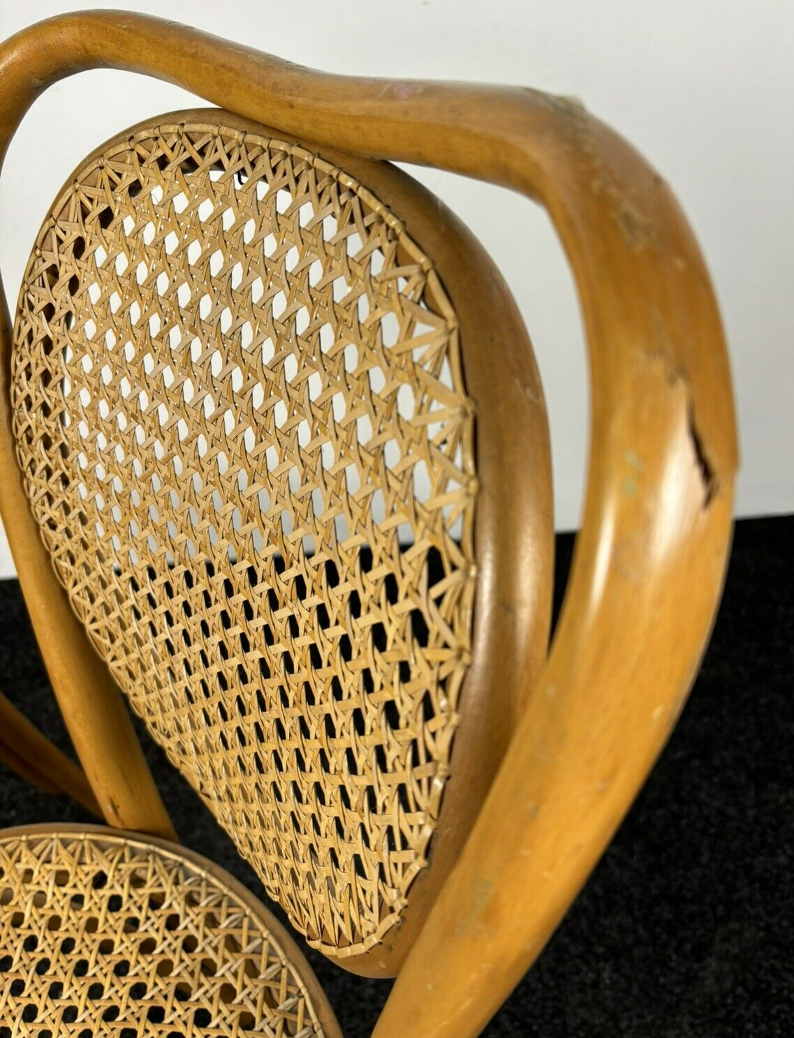 1 / 2 Kaffeehausstuhl ZPM Radomsko (Thonet Sessel Nr. 5) Bugholz Wiener Geflecht