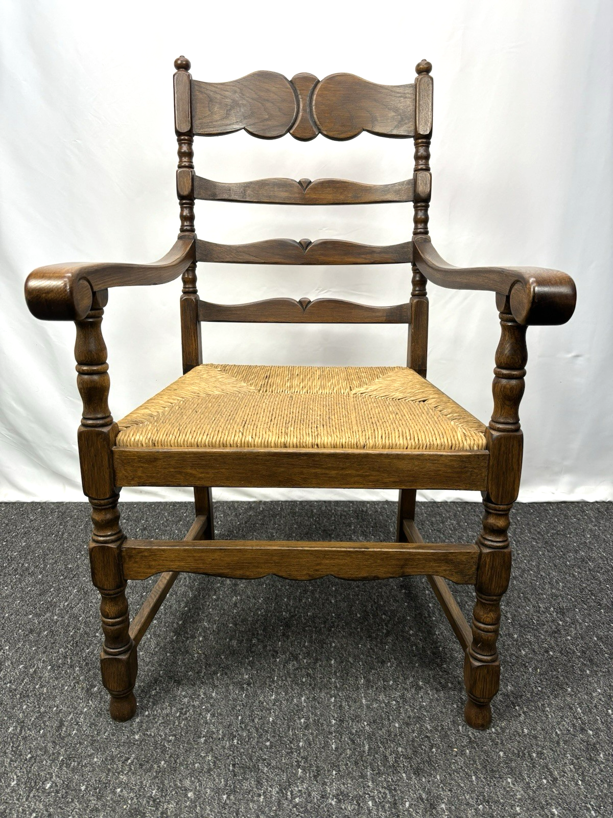 Castle Furniture Armlehnstuhl – Massivholz, Landhausstil, Geflochtene Sitzfläche