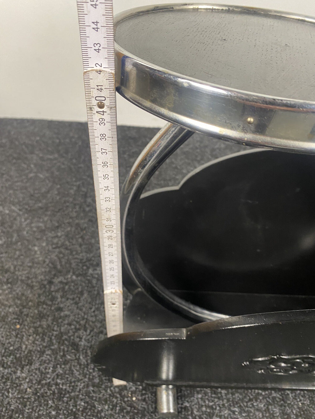 Rauchertisch Zeitungsständer Stahlrohrmöbel Bauhaus  Aschenbecher